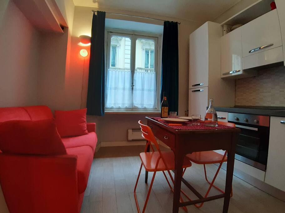 Centralissimo Grazioso Monolocale Турин Экстерьер фото