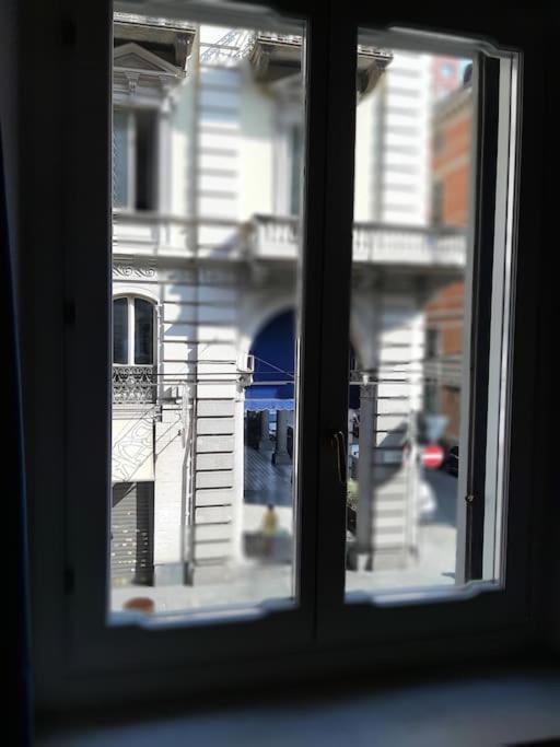 Centralissimo Grazioso Monolocale Турин Экстерьер фото