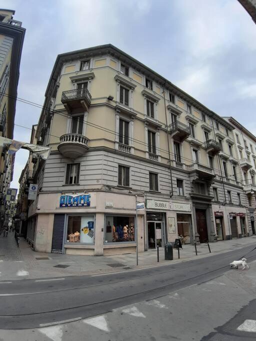 Centralissimo Grazioso Monolocale Турин Экстерьер фото