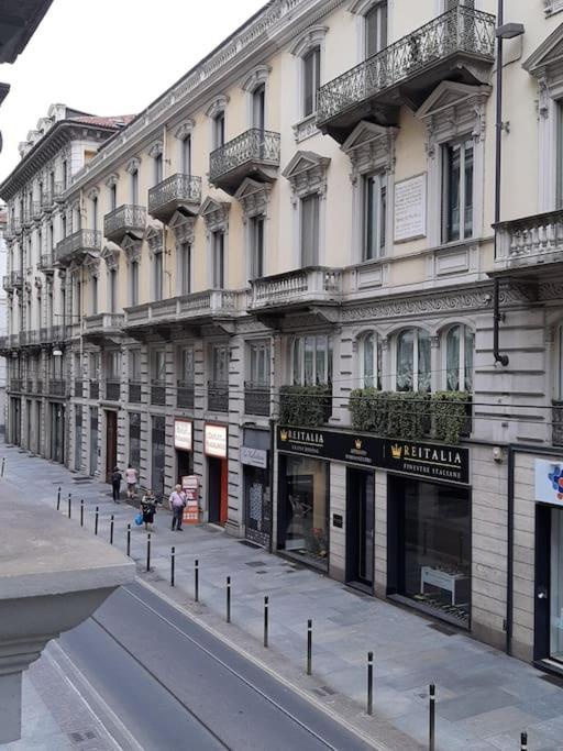 Centralissimo Grazioso Monolocale Турин Экстерьер фото