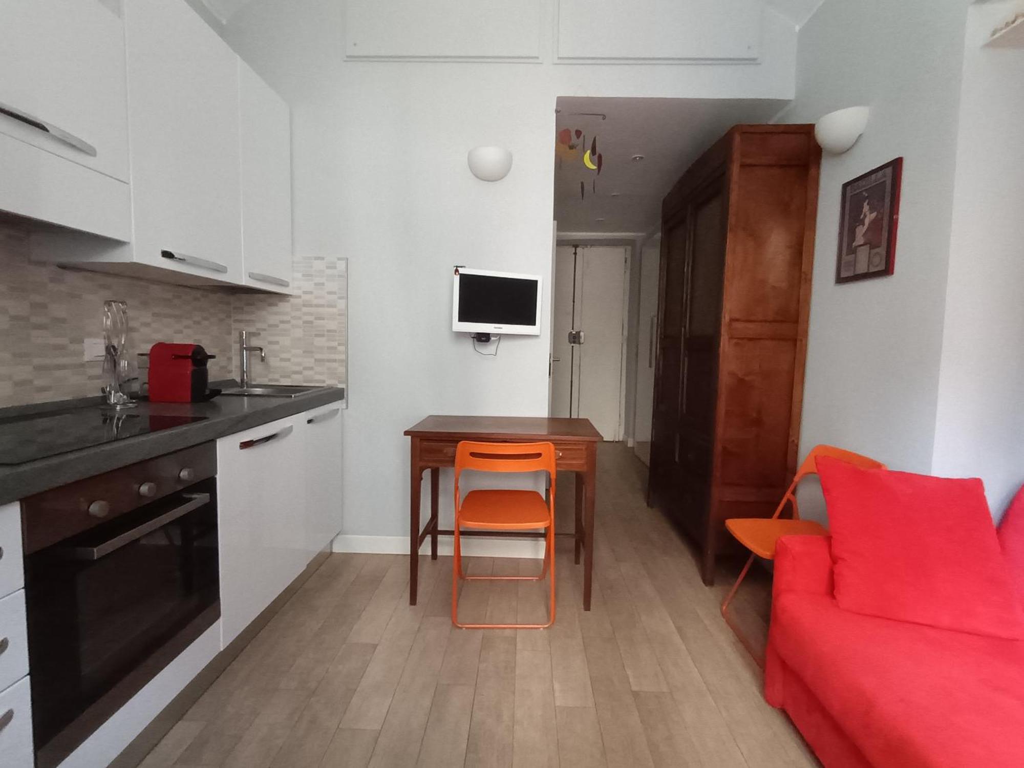 Centralissimo Grazioso Monolocale Турин Экстерьер фото